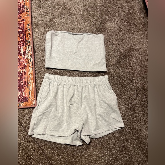 Cute Gray Women's Set - Picture 1 of 1